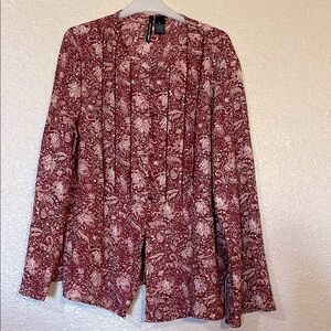Saint Tropez West Burgundy Paisley Top Size XL